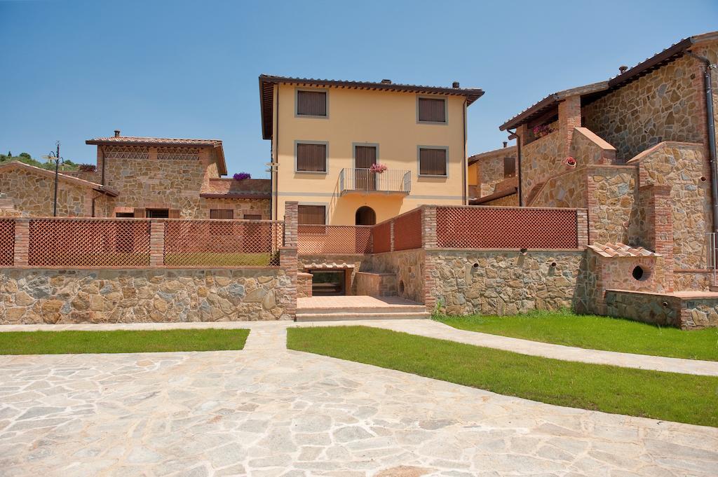 Il Borgo Sul Lago Monte del Lago Exterior photo